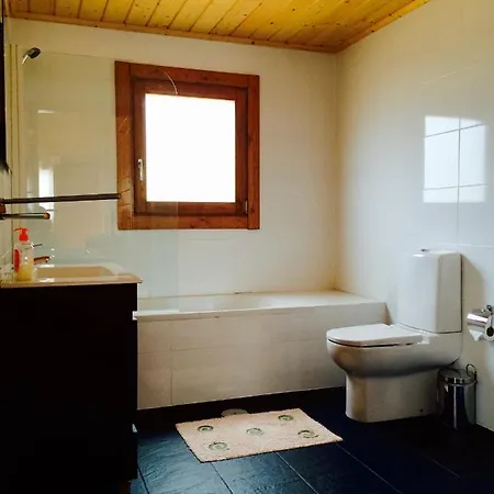 Spacious In With Shared Pool 56 M² Apartment Figueiro Dos Vinhos